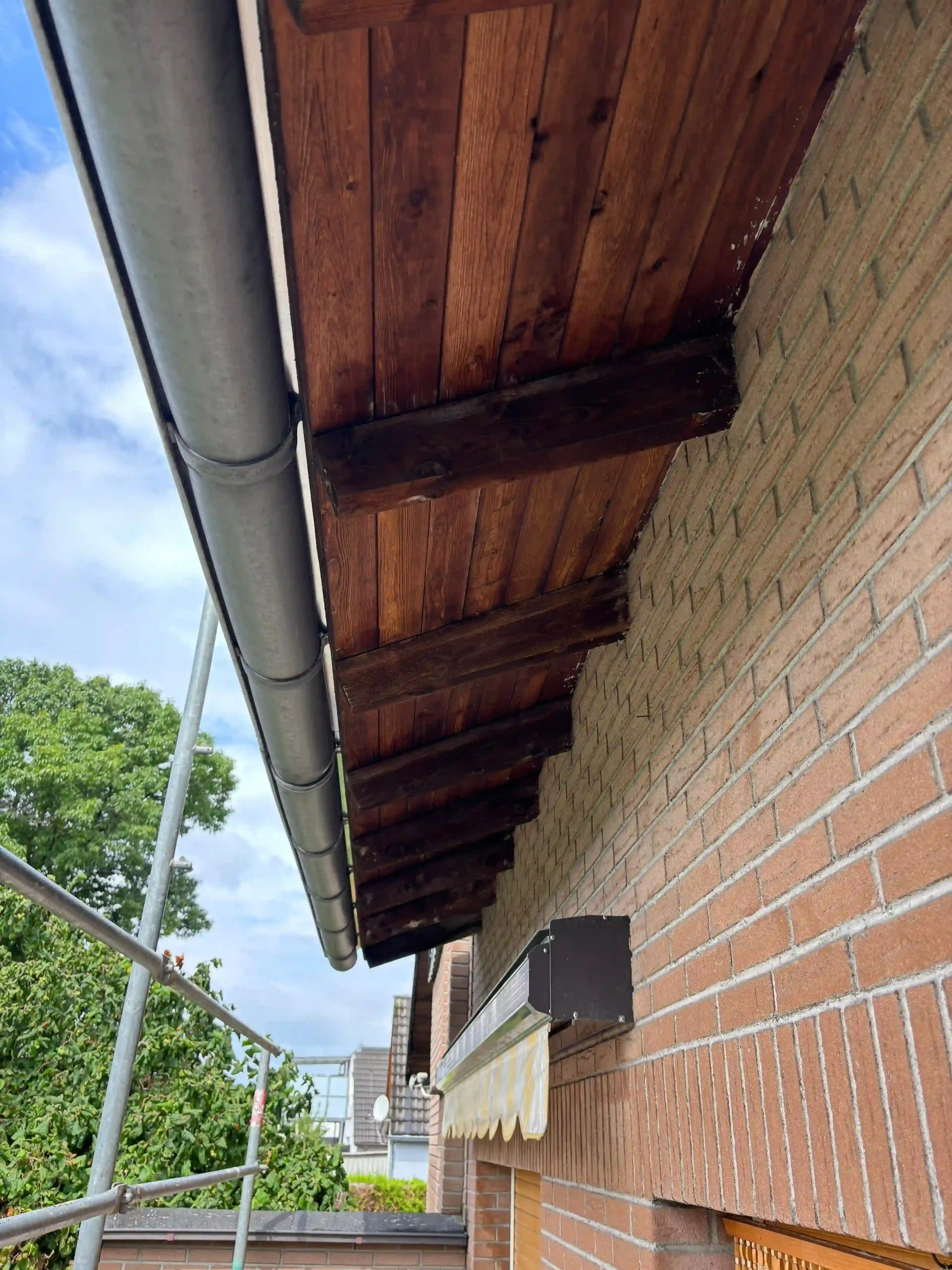 Balkonfassade Vorher