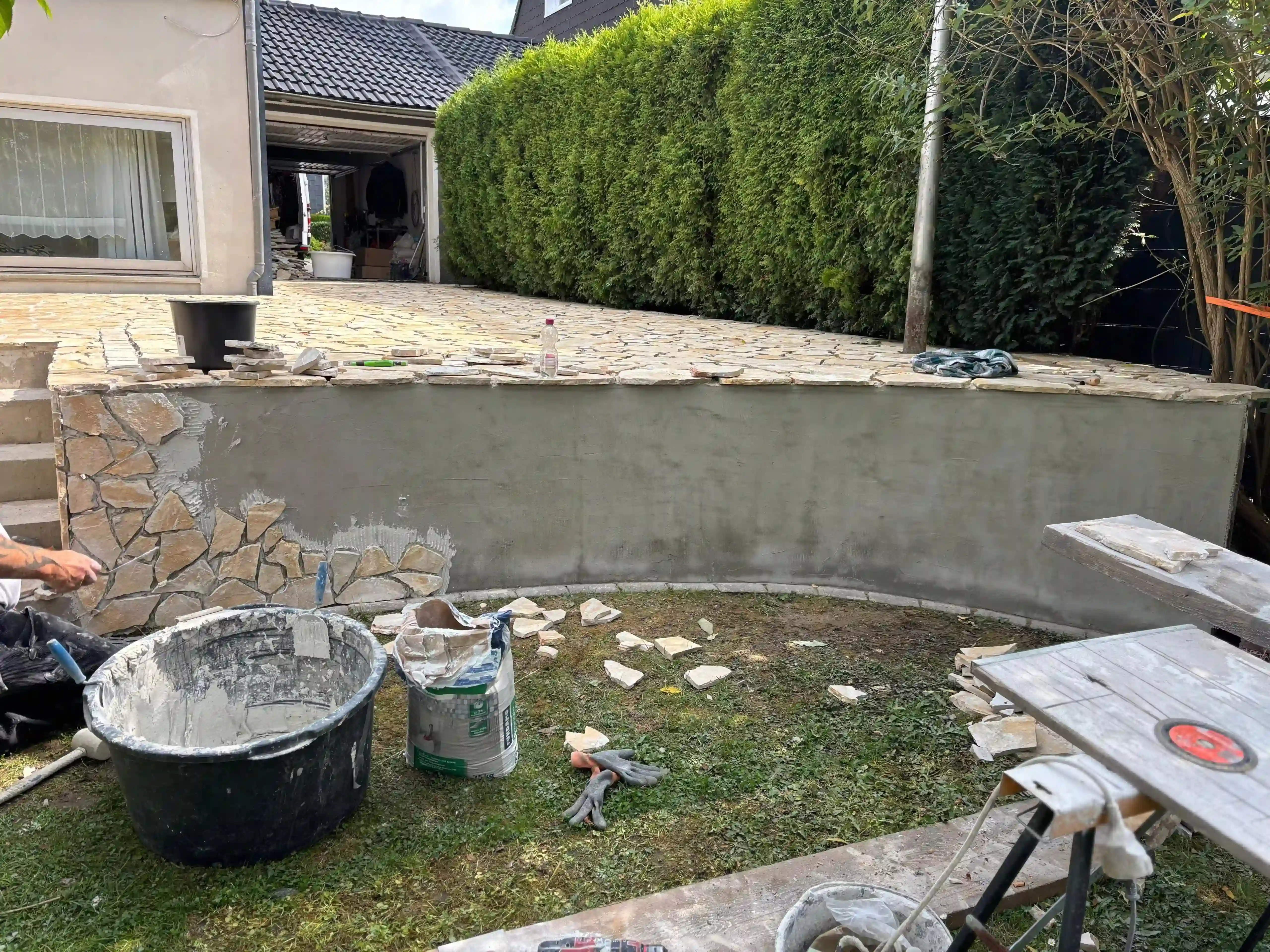 Terrassenplatten Vorher